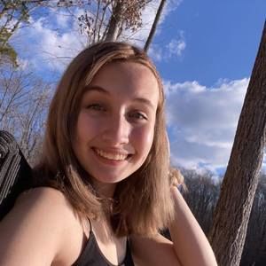 Meet your Posher, Danielle